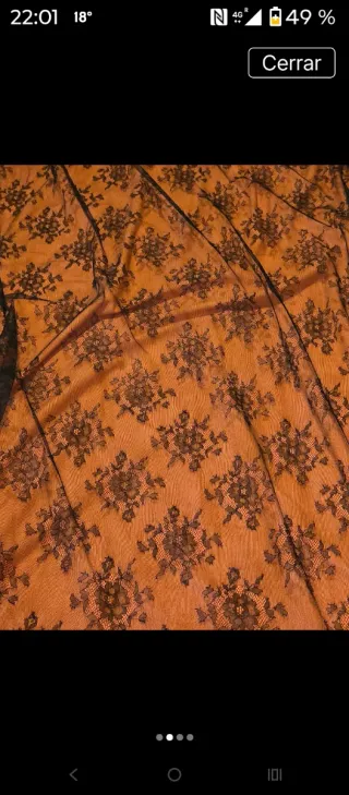 Mantilla negra de encaje