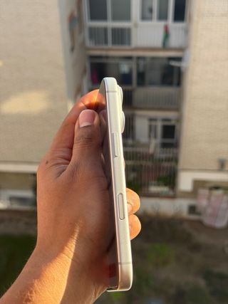 IPHONE 17 PRO SILVER