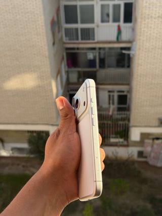 IPHONE 17 PRO SILVER