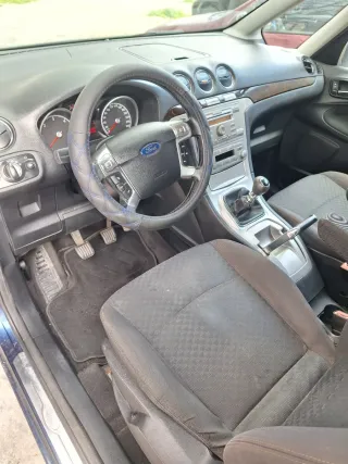 Ford Galaxy 7 plazas Ghia 2007