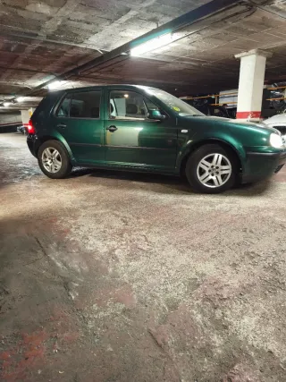 Volkswagen Golf 2003