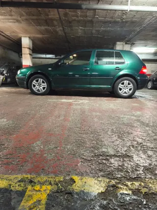 Volkswagen Golf 2003