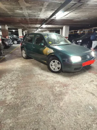 Volkswagen Golf 2003