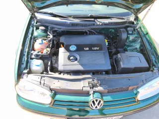 Volkswagen Golf 2003