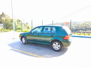 Volkswagen Golf 2003