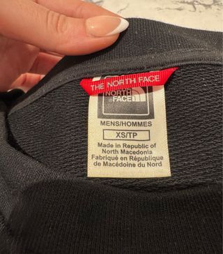 Sudadera The North Face gris y negra nueva