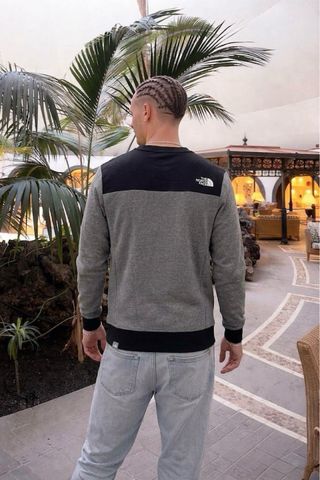 Sudadera The North Face gris y negra nueva