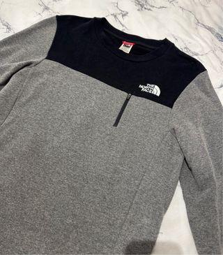 Sudadera The North Face gris y negra nueva