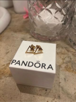 Brincos Triângulo  Dourados aço inoxidável