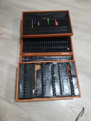 Maletín de madera para pinturas