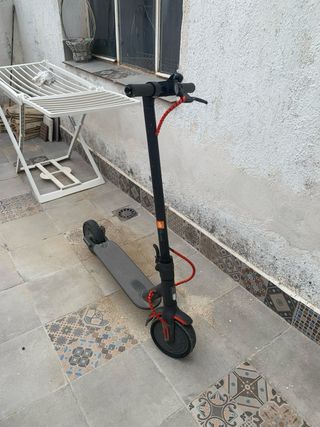 Patinete Eléctrico Negro xiaomi essential