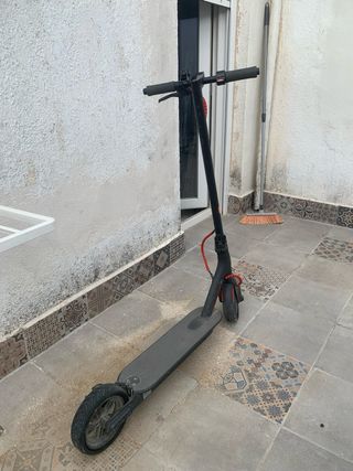 Patinete Eléctrico Negro xiaomi essential
