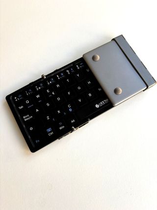Teclado Bluetooth Plegable ESYNiC Español