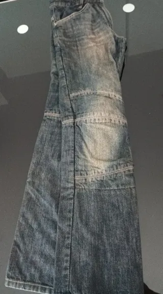 Pantalón vaquero moto, talla 36