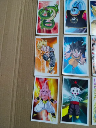 17 cromos Dragon Ball Z de los 90