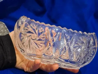 Centro de cristal tallado