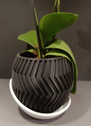 Maceta moderna diseño zig-zag