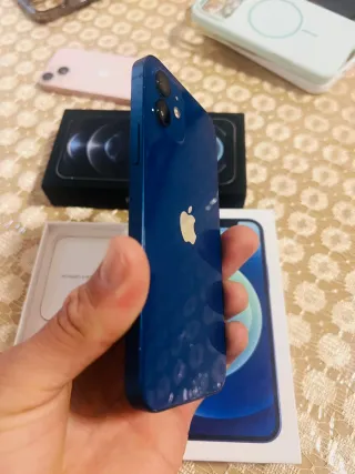 iPhone 12 Azul