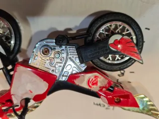 Moto Power Rangers 1994,