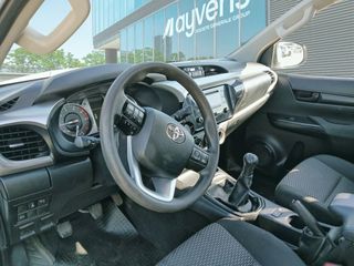 Toyota Hilux 2.4 D-4D Doble Cabina GX 110 kW (150 CV)