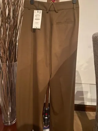 Pantalón Zara Talla XS Pinzas Marrón