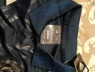 Conjunto Fútbol Niño Adidas Talla XS talla 28