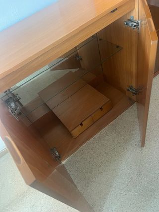 Mueble auxiliar de madera