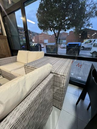 Set Exterior Ratán Gris Beige con Mesa Cristal