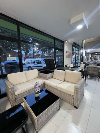 Set Exterior Ratán Gris Beige con Mesa Cristal