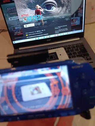 MEGA PACK PSP AZUL METÁLICO+16 JUEGOS