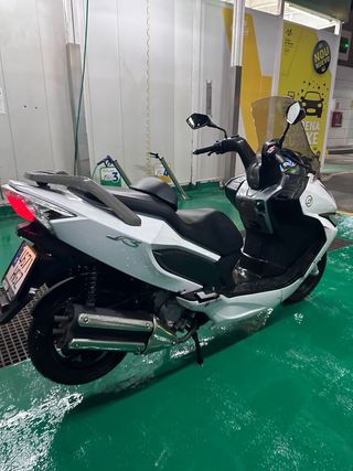 Daelim S3 125 Scooter Maxi Automática Blanca