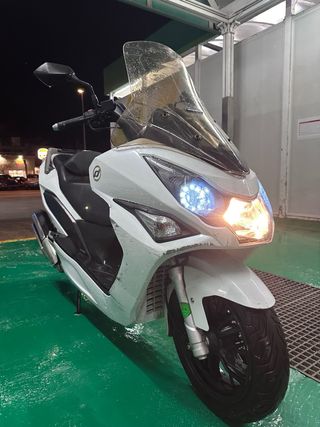 Daelim S3 125 Scooter Maxi Automática Blanca
