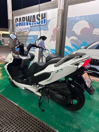 Daelim S3 125 Scooter Maxi Automática Blanca