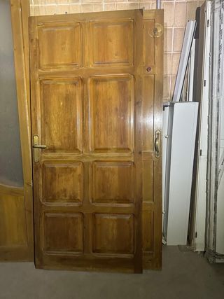 5 Puertas de pino maciza