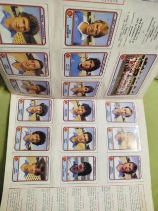 FUTBOL 82 AUTORIZADO PANINI