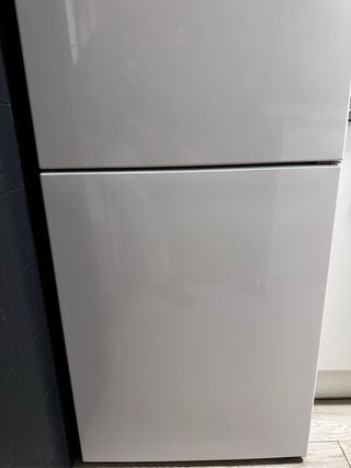 Nevera combi Hyundai No Frost 186cm + factura 2025