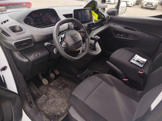 Peugeot Partner Furgon BlueHDi 100 Standard 600kg 75 kW (102 CV)