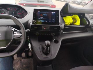 Peugeot Partner Furgon BlueHDi 100 Standard 600kg 75 kW (102 CV)