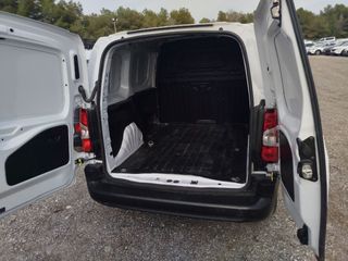 Peugeot Partner Furgon BlueHDi 100 Standard 600kg 75 kW (102 CV)