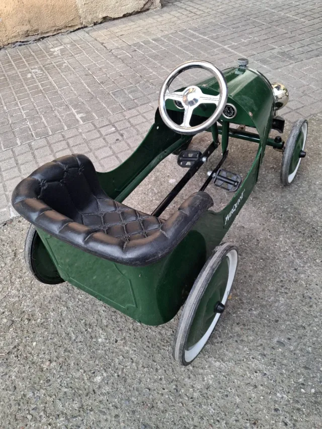 Coche a pedales vintage 1939