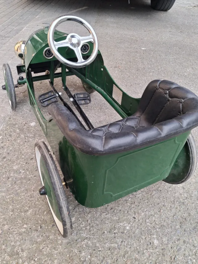 Coche a pedales vintage 1939