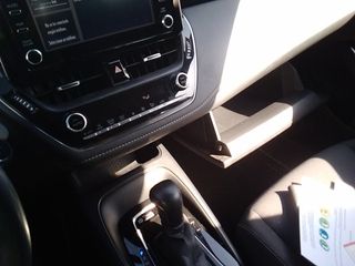 Toyota Corolla 1.8 125 Híbrido Active Tech E-CVT 90 kW (122 CV)