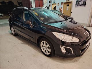 Peugeot 308 2011