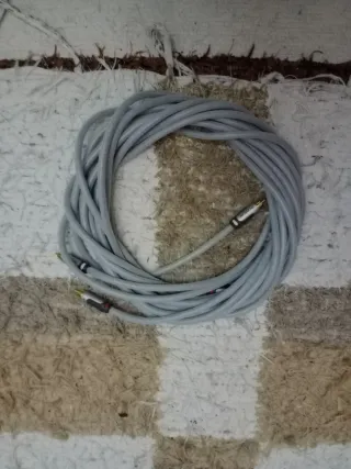 Cables de interconexión Van den Hul