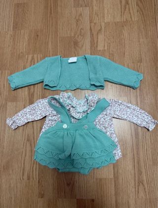 Conjunto bebé verde 3 piezas de 1 mes.