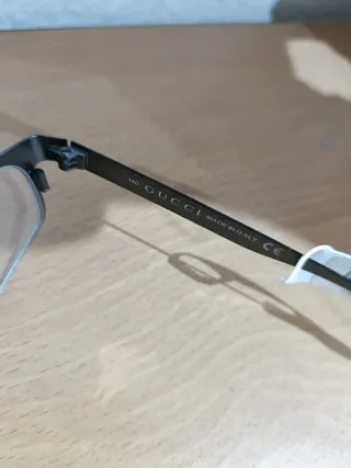 Gafas Gucci para graduación.