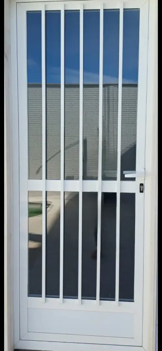 Puerta exterior aluminio Climalit