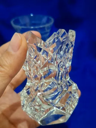 Pareja jarroncitos cristal tallado