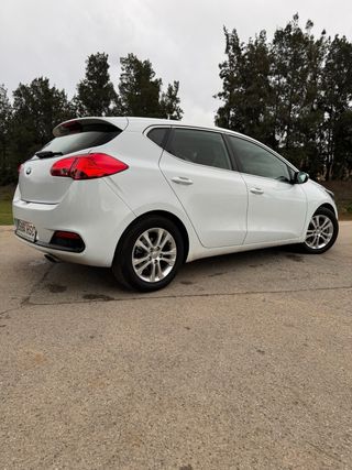 KIA Ceed 2014