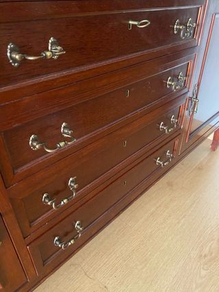 Mueble aparador de madera